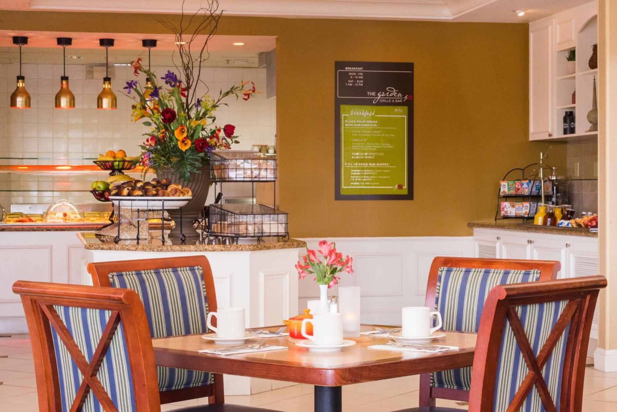 Hilton Garden Inn Meridian Ngoại thất bức ảnh