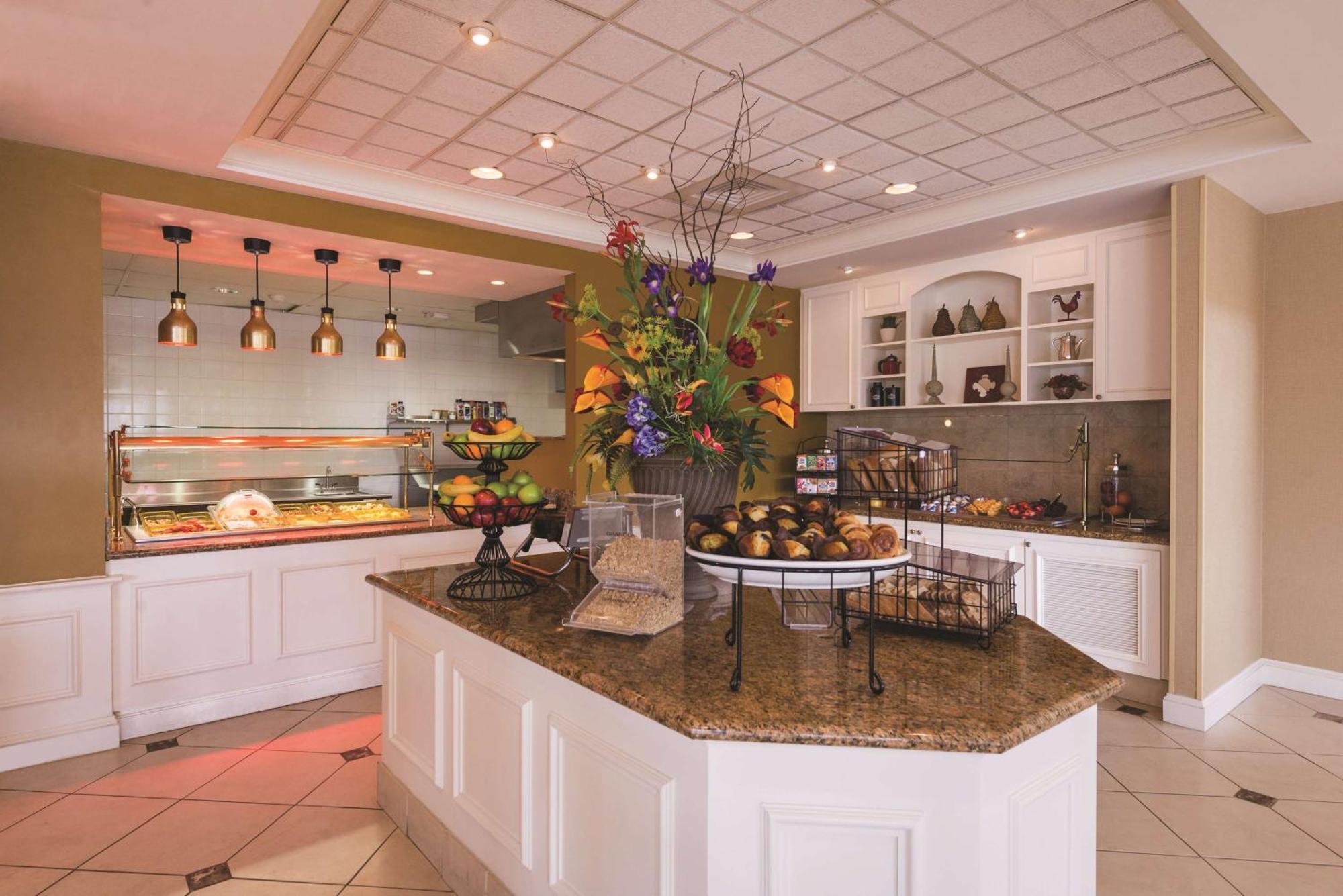 Hilton Garden Inn Meridian Ngoại thất bức ảnh
